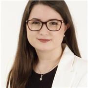 Profesora titulada en Inglés e Informática 2 años experiencia.